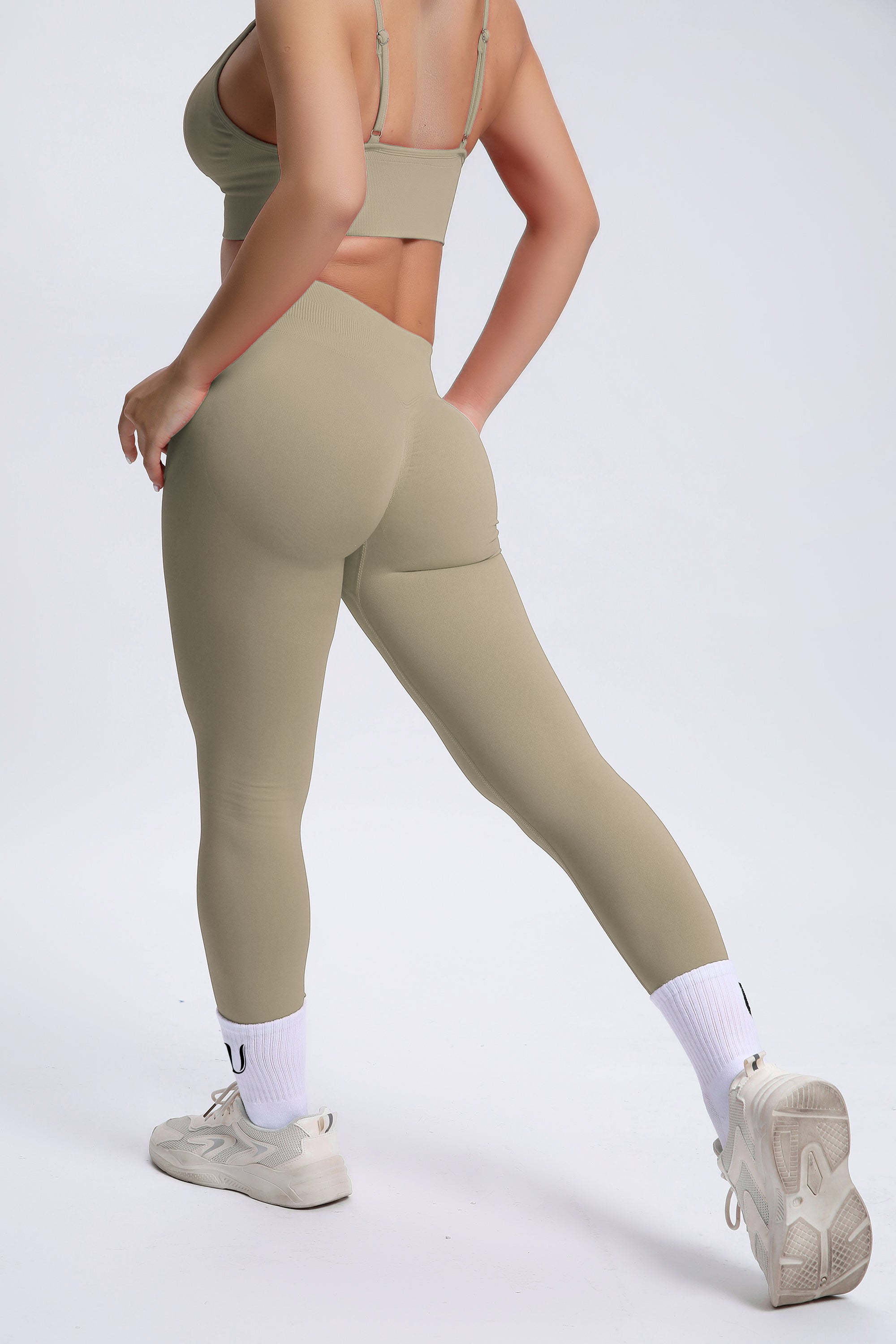 Joy | Sculpt Legging with Scrunch – Green