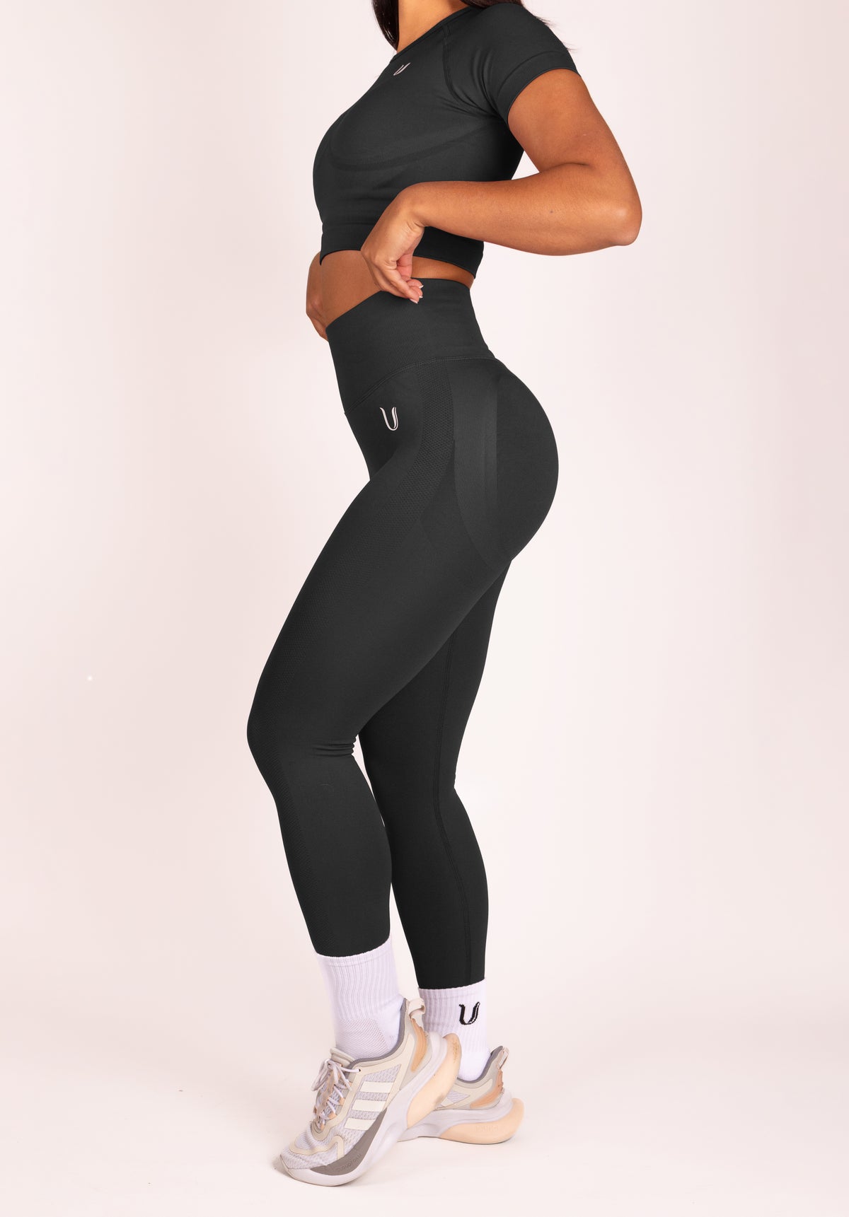 Leonie Top Shirt Black - Women's workout clothing back view