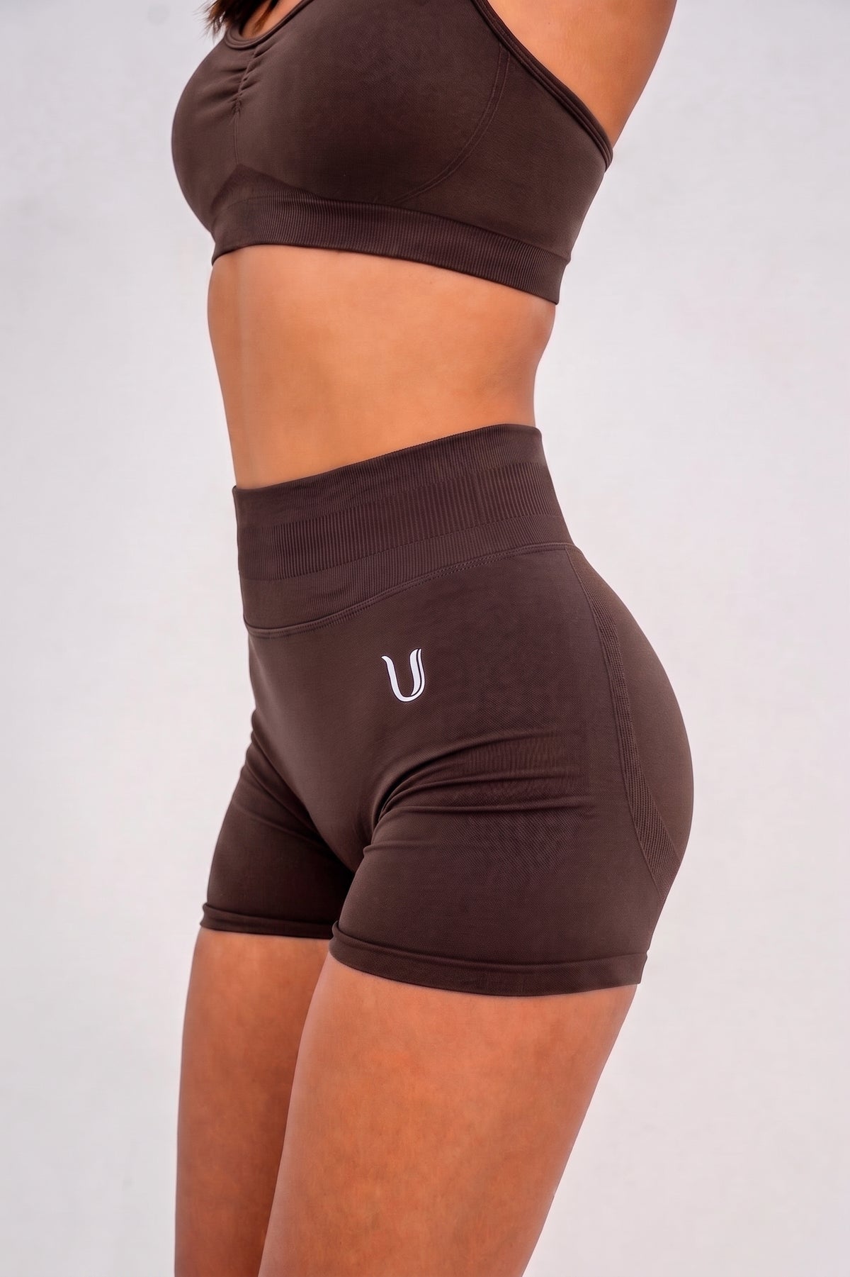 Luna | Premium Seamless Scrunch Short - Bruin
