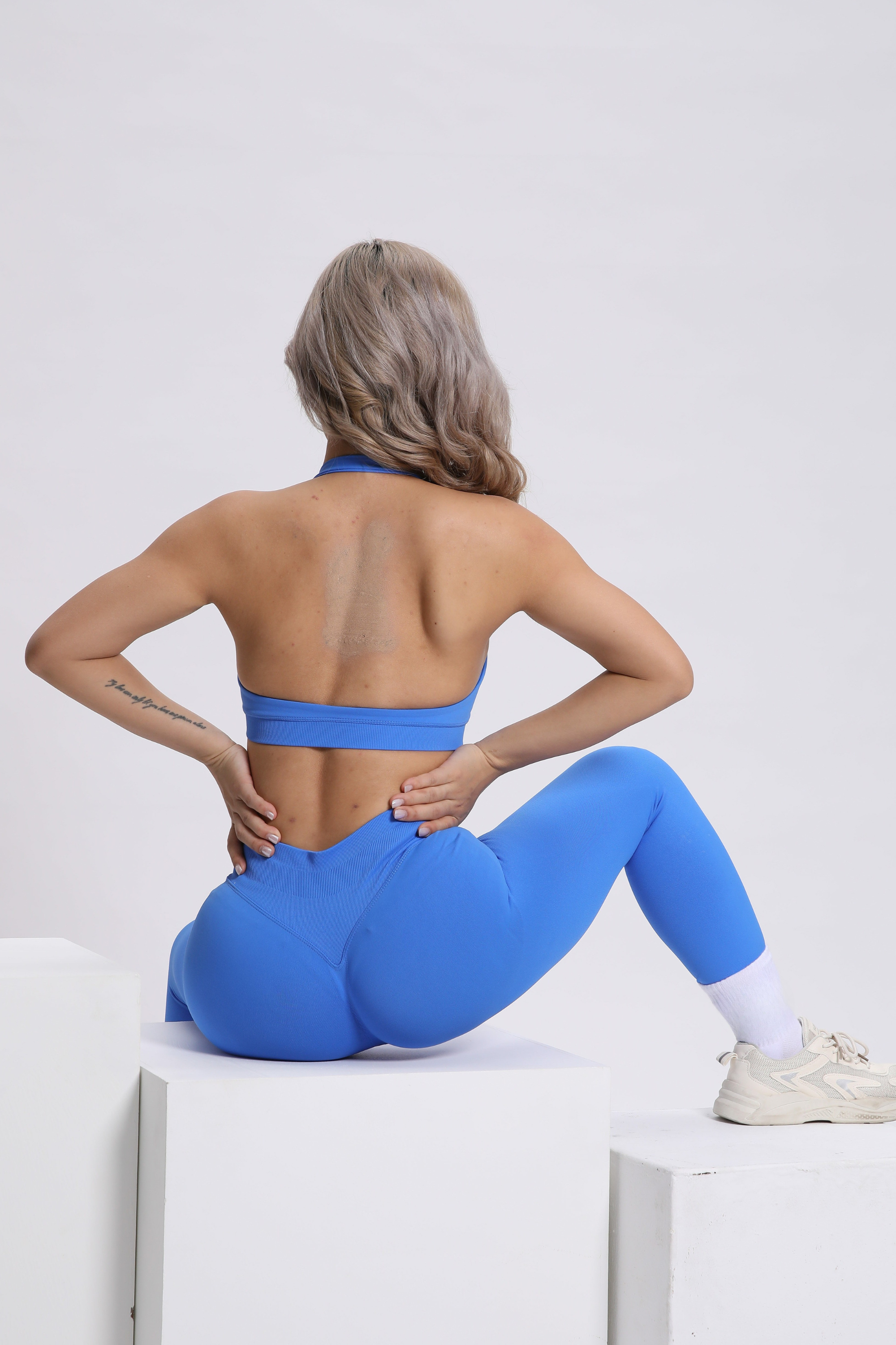 Beau | High Performance Leggings - Blue